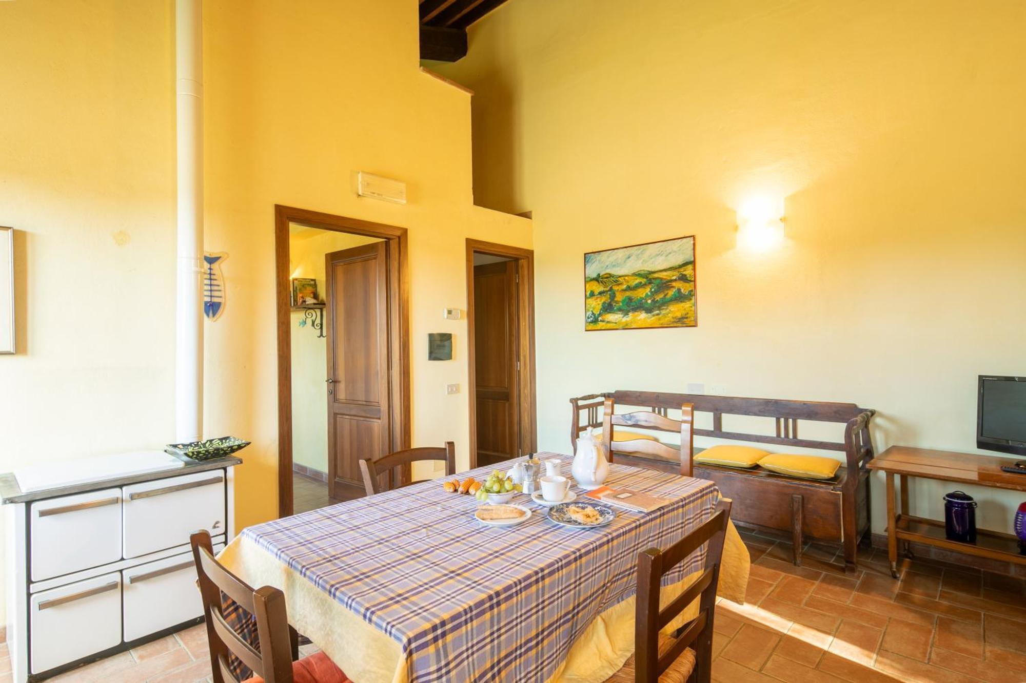Agriturismo Fattoria Di Statiano Pomarance Exterior foto